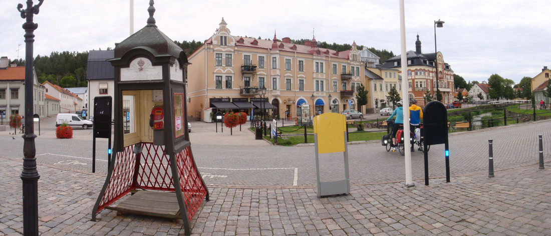 Near the older center of S&ouml;derk&ouml;ping.
